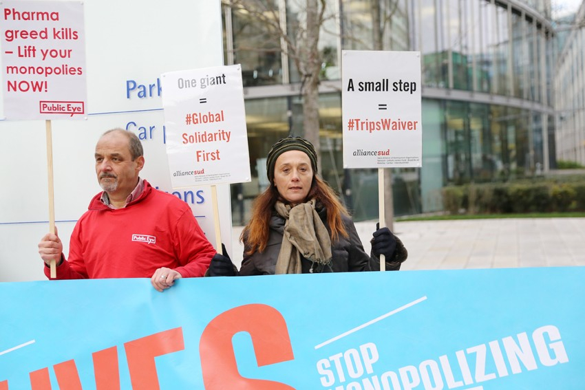Switzerland blocks the COVID-19 waiver